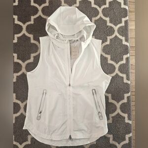NWT Women's Peter Millar White Hooded Golf Vest  size Large